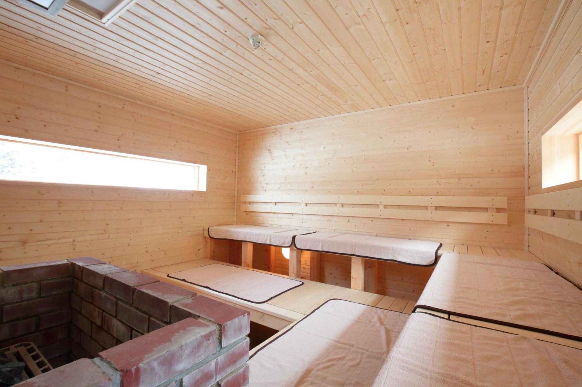 Log The Maple Lodge Iwamizawa